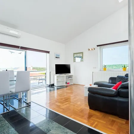 Apartment Bellavista Superior Funtana